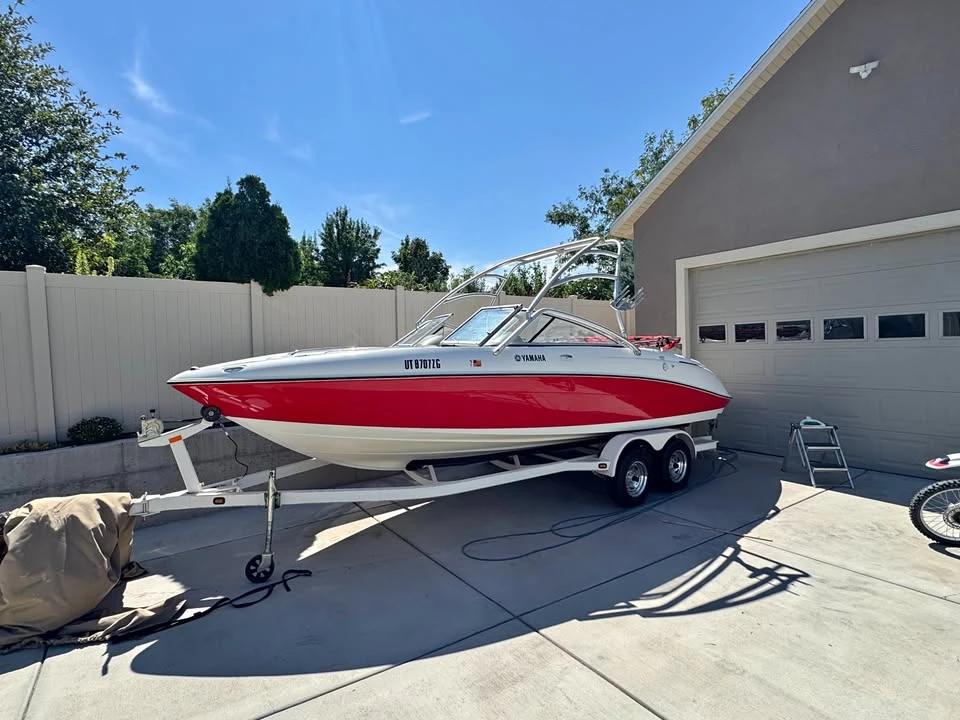 2005 Yamaha AR230