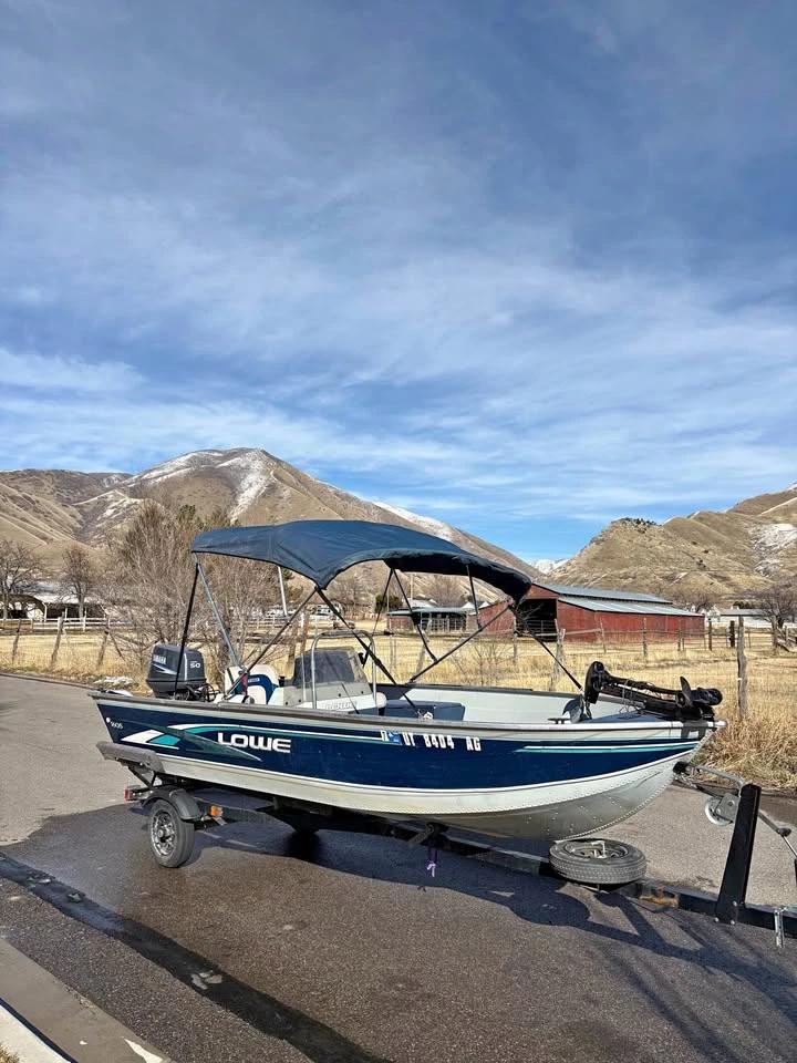 2006 Lowe fishing 1605 sc
