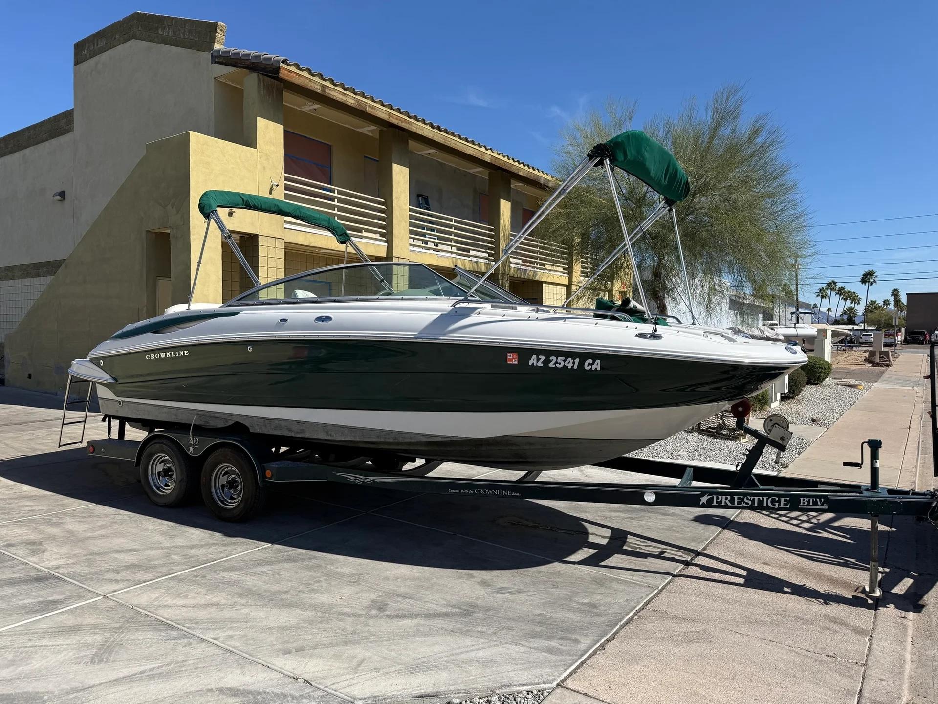 2003 Crownline 230EX