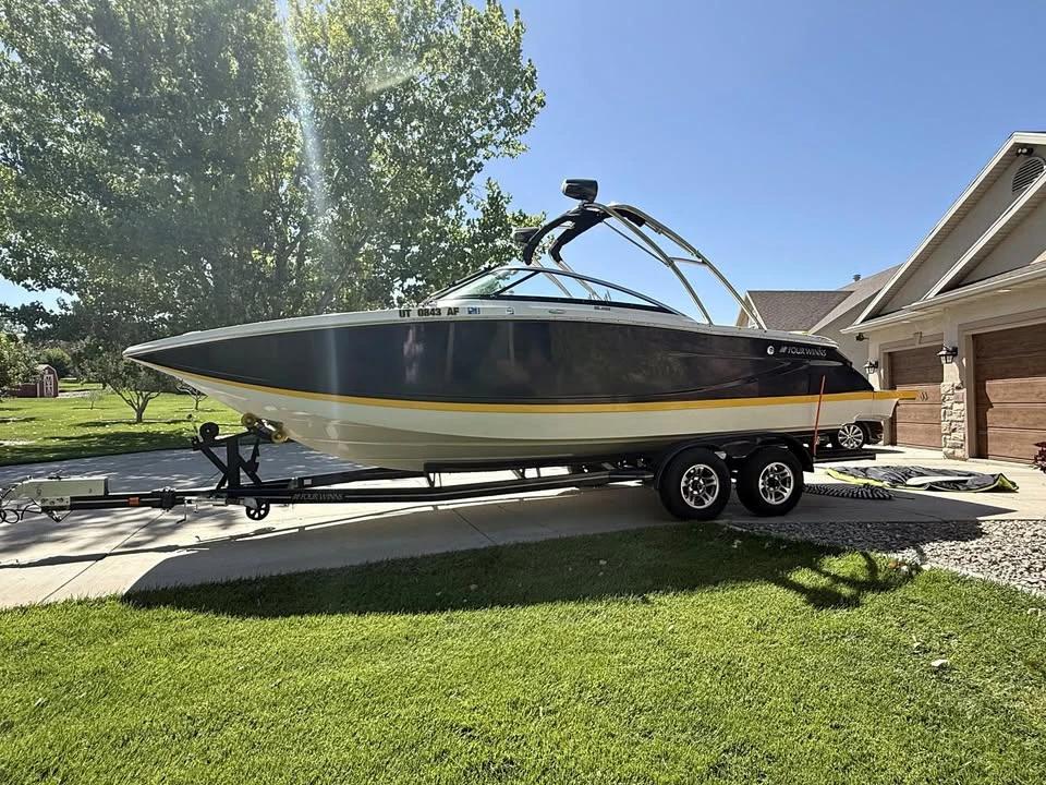 2008 Fourwinns sl262