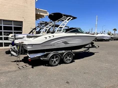 2023 Chaparral 21 SSI