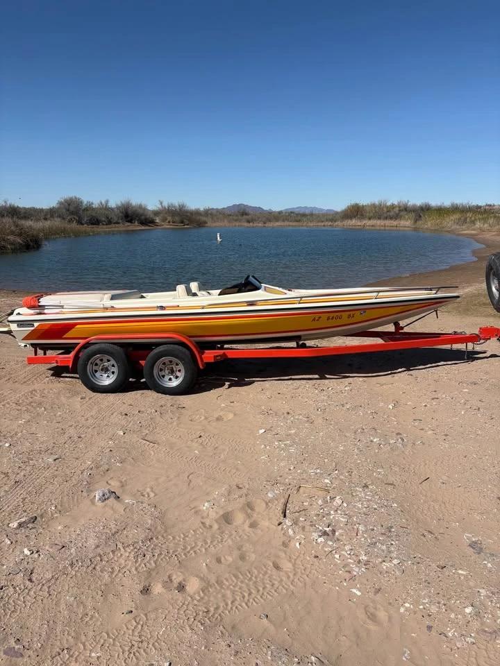 1984 Caribbean Jet Boat