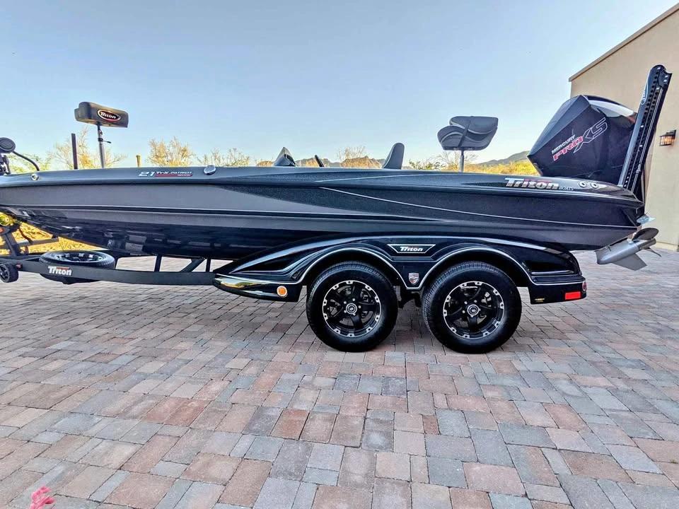 2021 Triton Patriot TRX