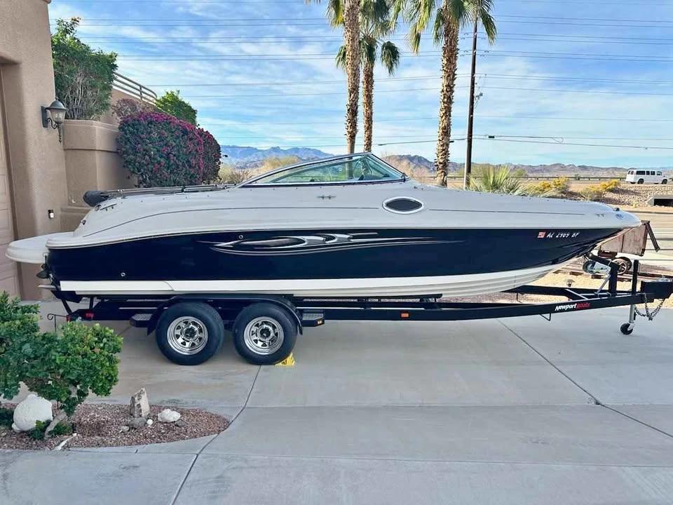 2004 Sea Ray Sundeck
