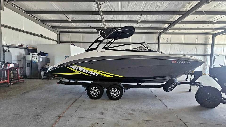 2020 Yamaha AR245