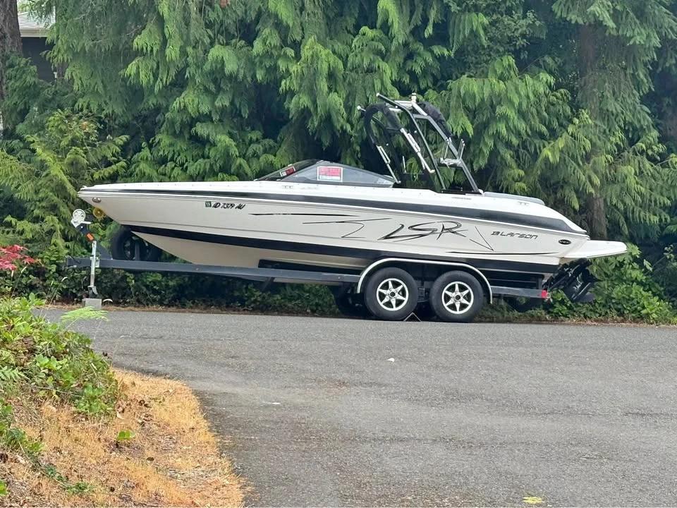 2014 Larson LSR 2300 LSR 2300