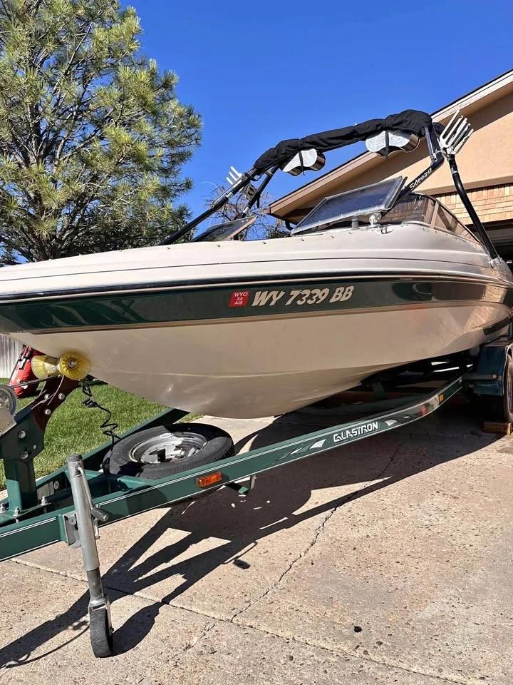 2002 Glastron 21