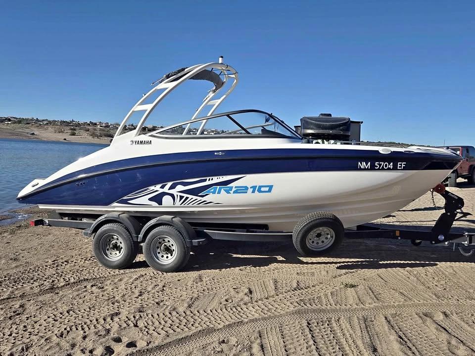 2022 Yamaha AR210