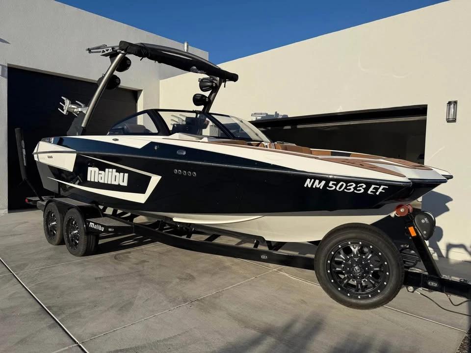 2022 Malibu 23MXZ