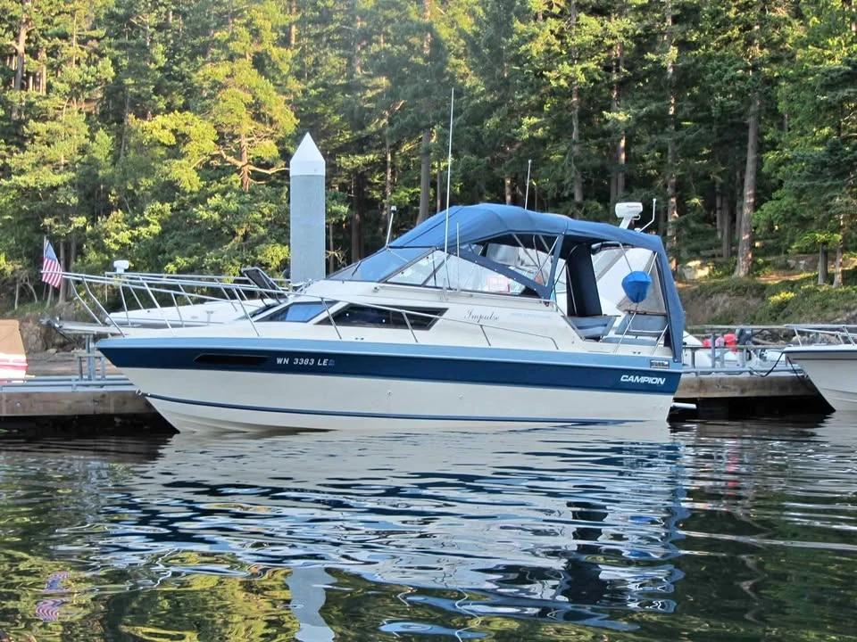 2000 Campion 250 Offshore cruise camper boat