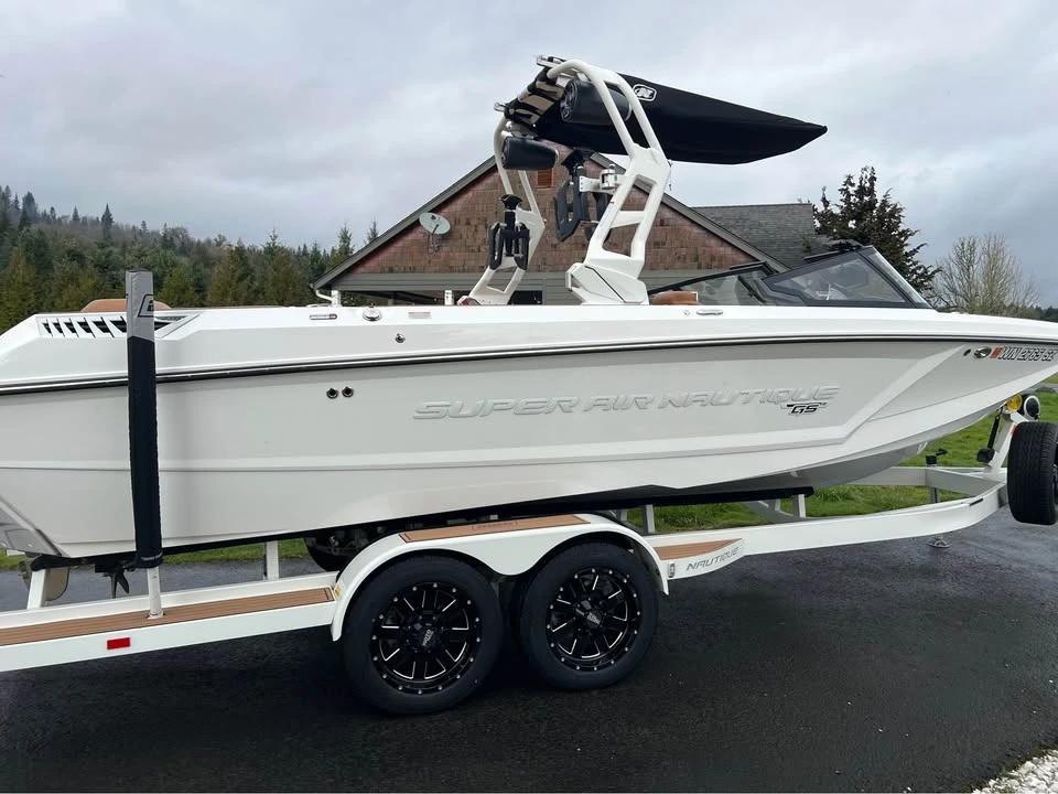 2018 Nautique GS24