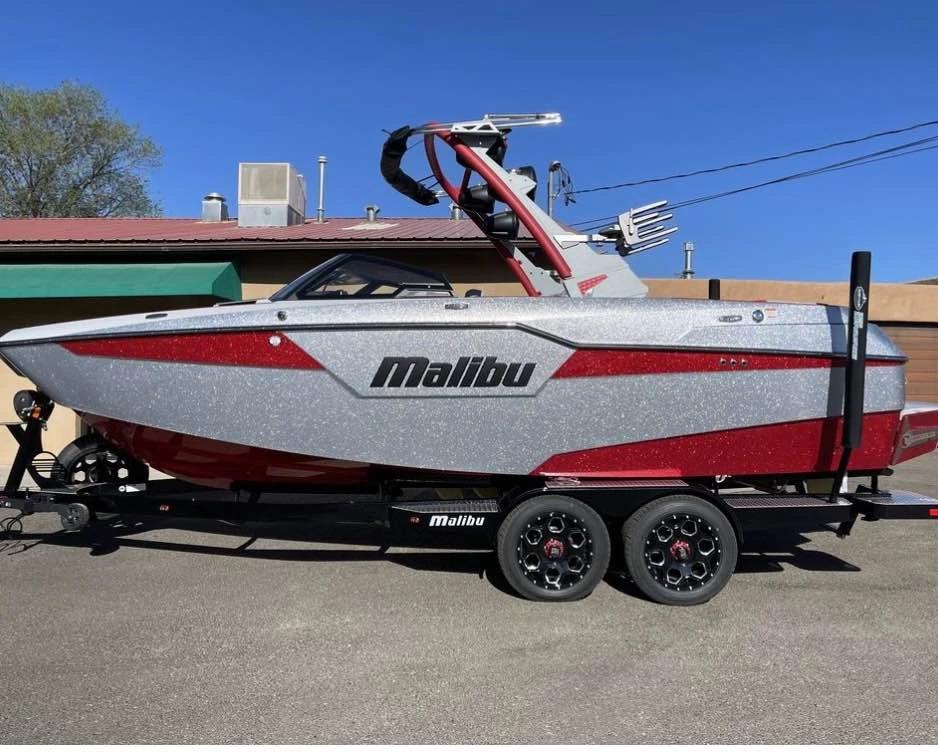 2022 Malibu M220