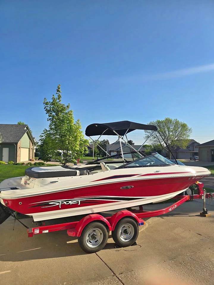 2013 Sea Ray 205 Sport