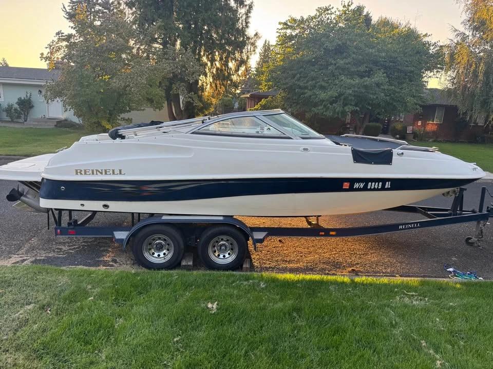 1997 Reinell 218