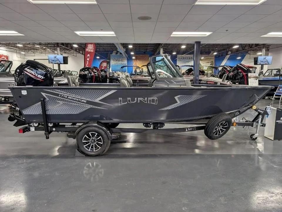 2026 Lund 1775 Adventure Sport