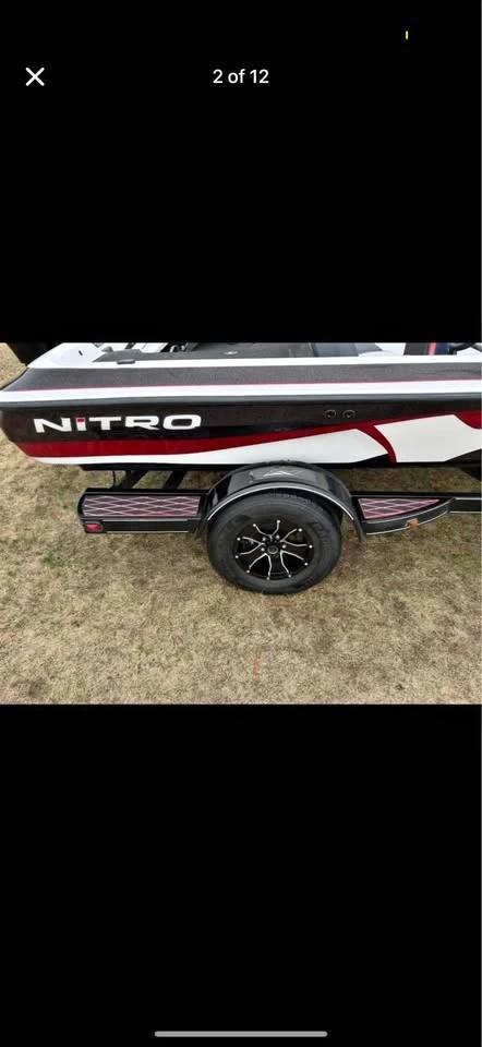 2006 Nitro 519