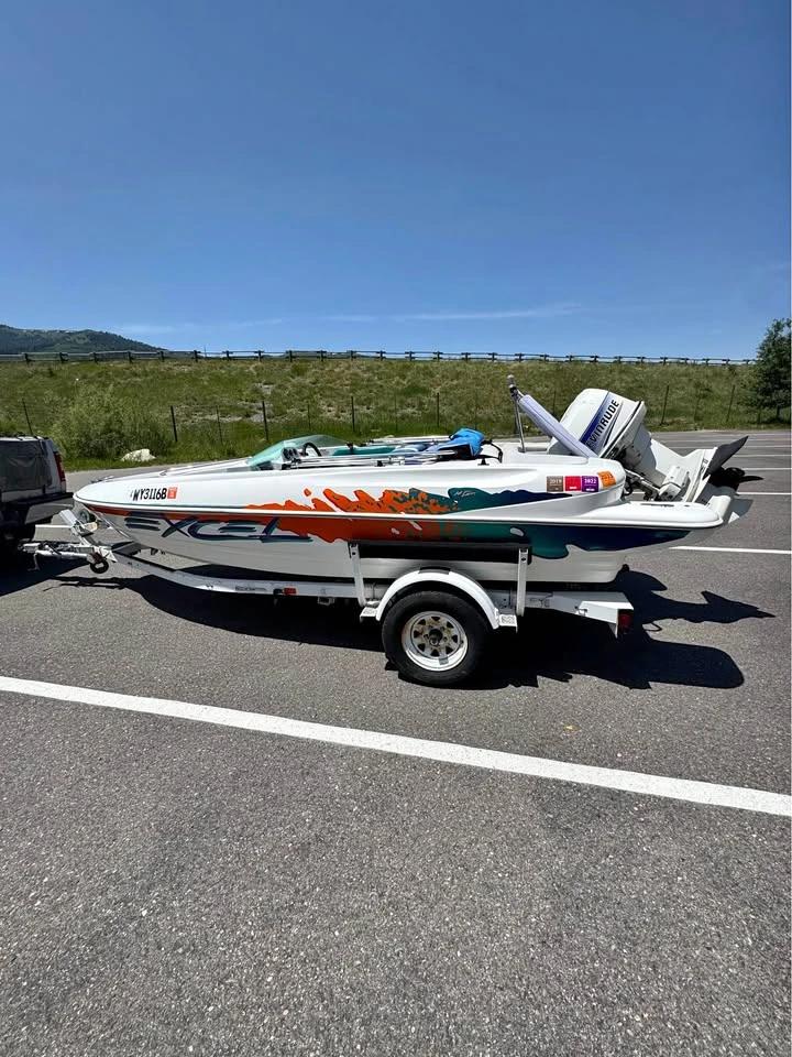 1995 Wellcraft Excel 16DX