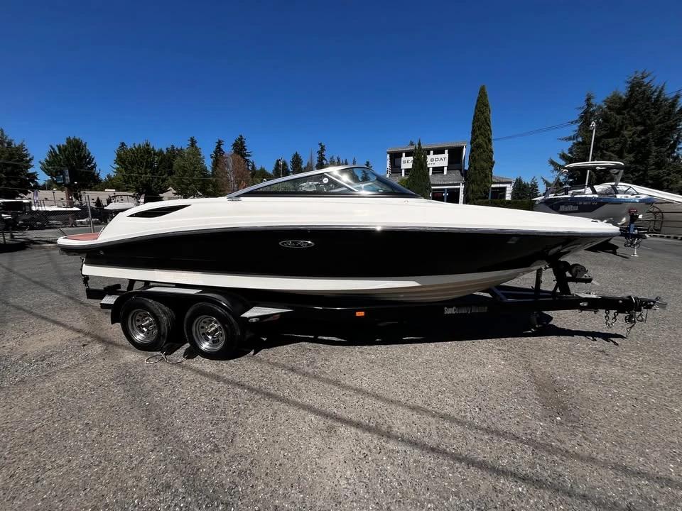 2014 Sea Ray 210 SLX