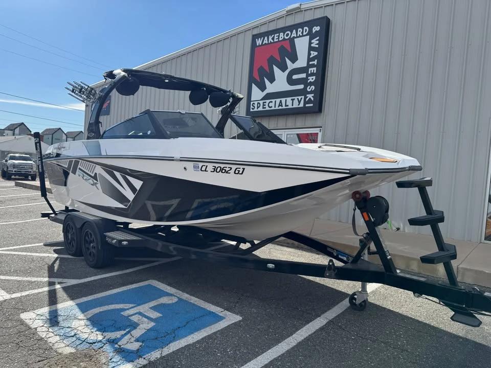 2016 Tige RZX