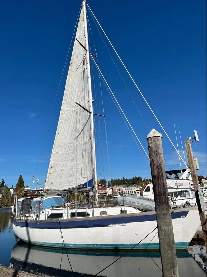 1982 Slocum 43 Slocum 43 Cutter