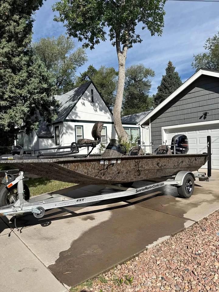 2020 Xpress Catfish XP 185