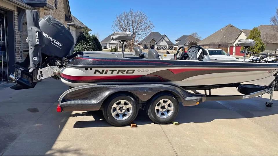 2000 Nitro 929 CDX