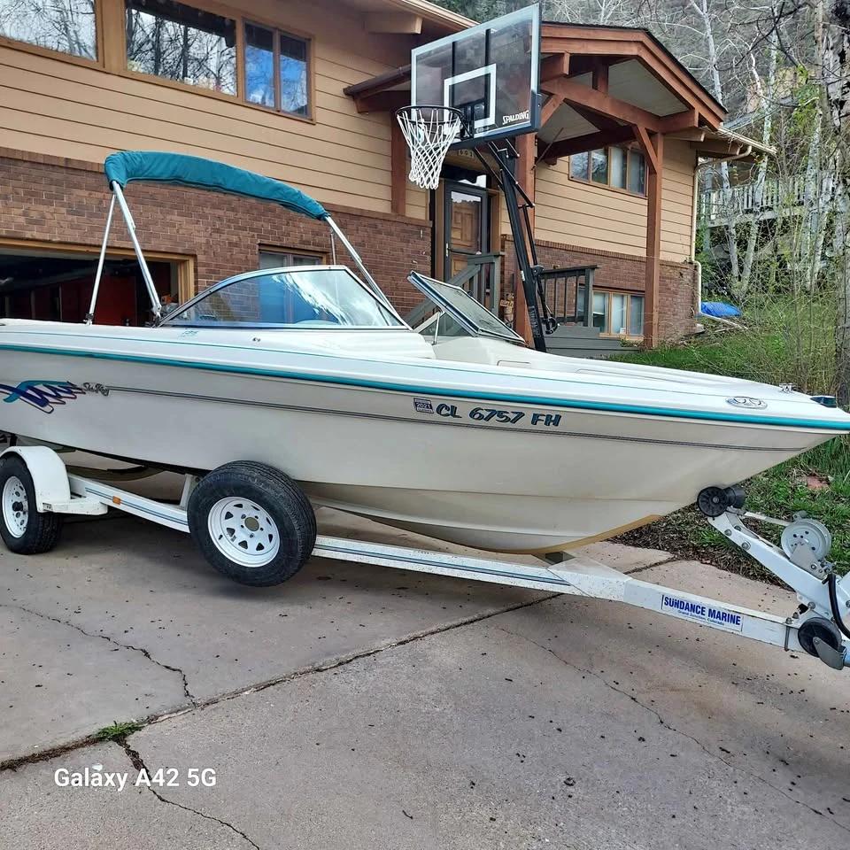 1995 Sea Ray Sundeck 195