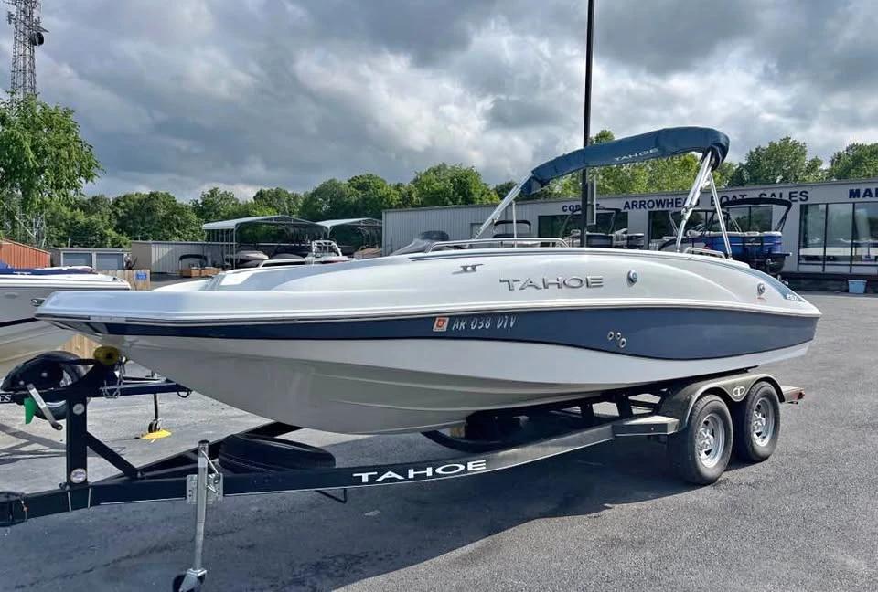 2021 Tahoe 215