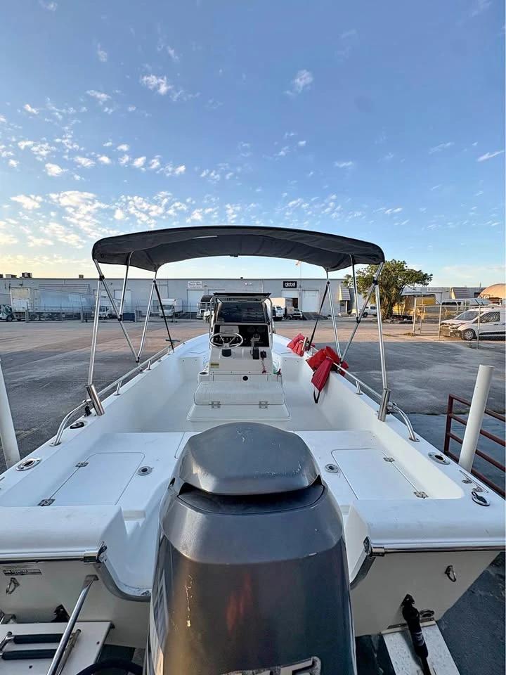 2004 SeaPro SV1900