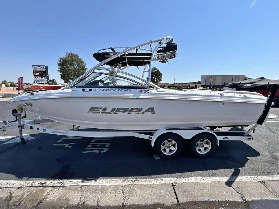 2009 Supra Launch 24 SSV
