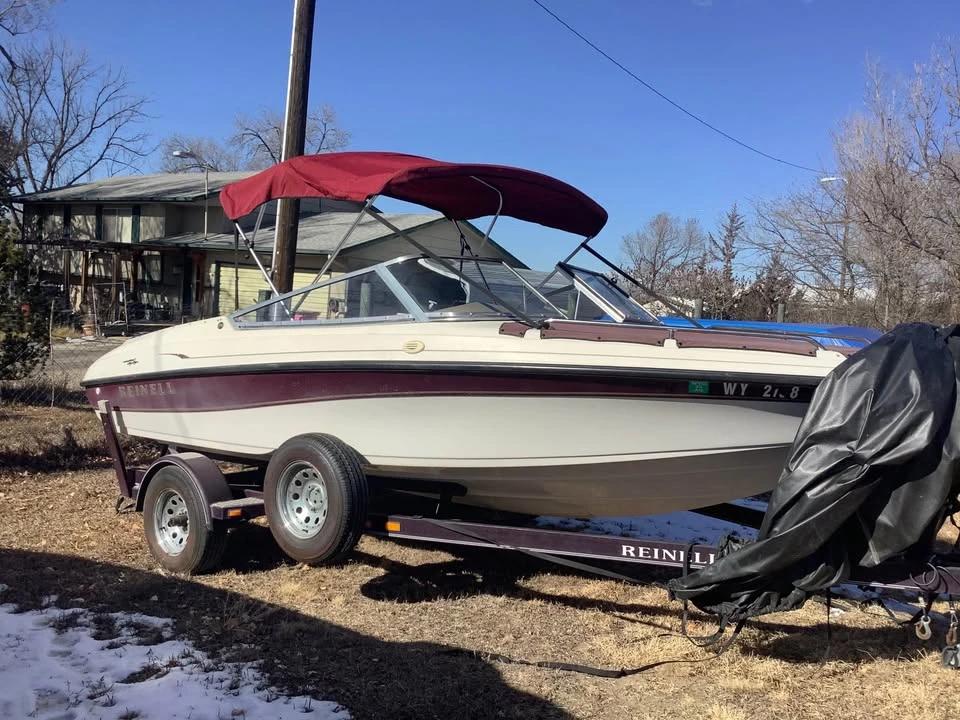 2000 Reinell 190
