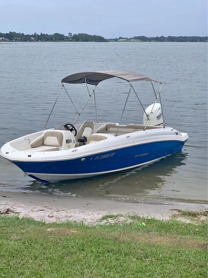 2019 Stingray 1825C