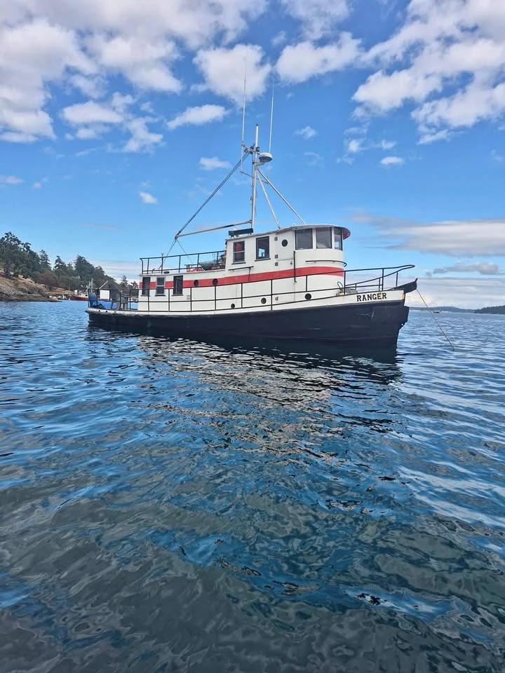 2007 Knutson Towboat trawler steel tugboat conversion Custom Steel Tugboat