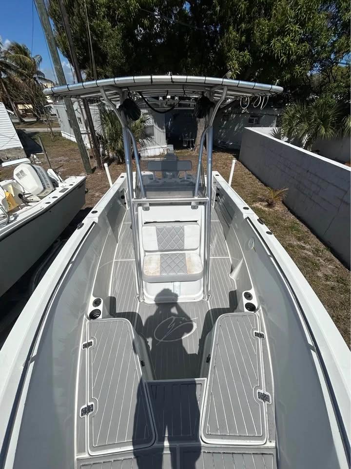 2016 Sea Hunt RZR22
