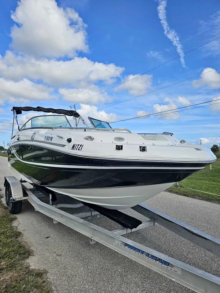 2013 Hurricane 24 ft