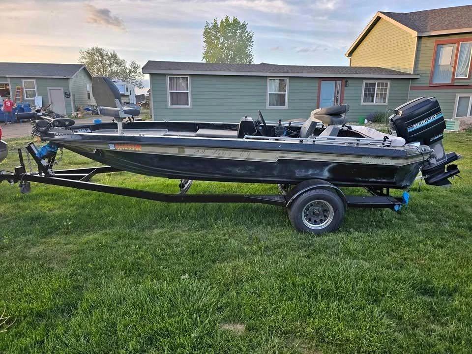 1988 Champion 180S