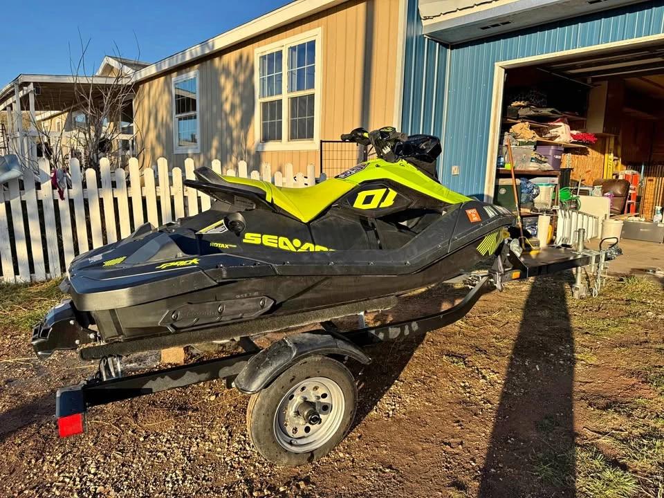 2023 Sea-Doo Spark Trixx