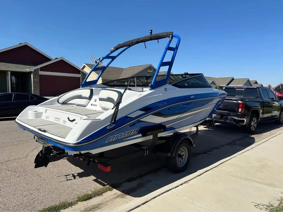 2020 Yamaha AR195