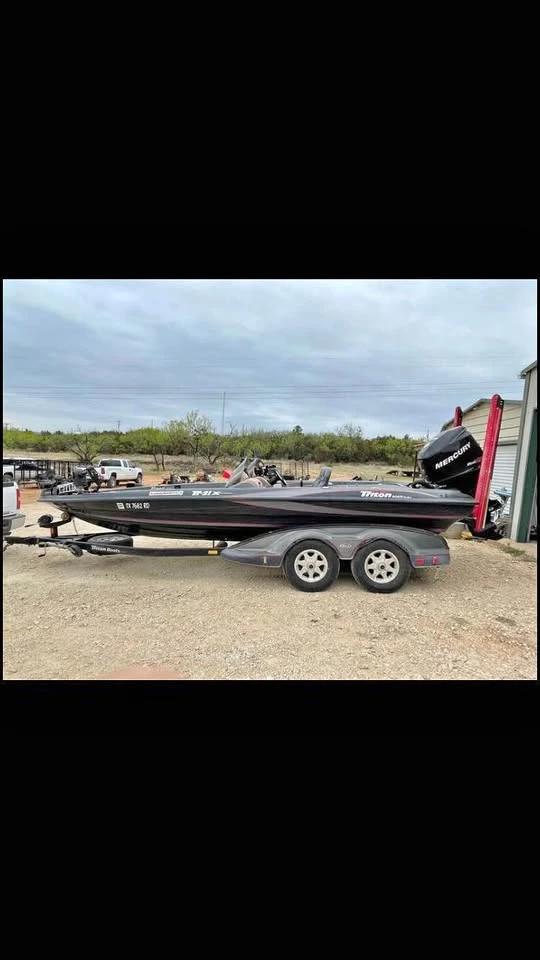 2006 Triton TR21X