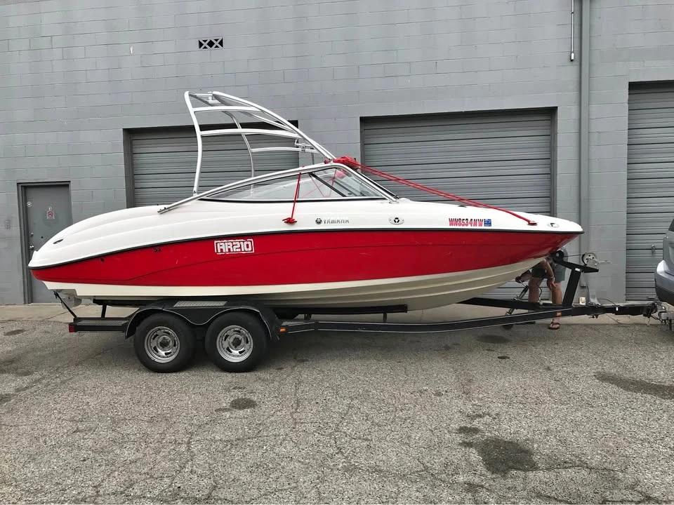 2008 Yamaha ar210