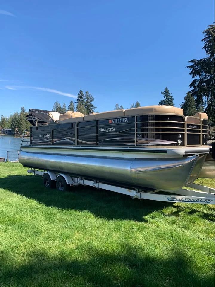 2009 Sanpan limited 2200 triple pontoon SP 2200 UL