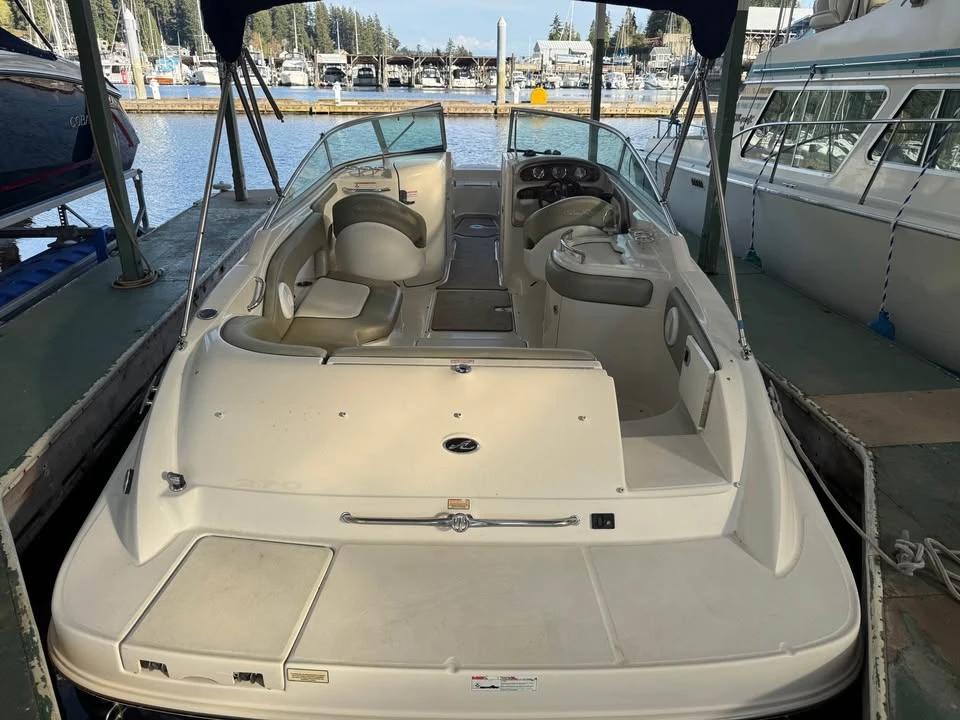 2006 Sea ray 270 sundeck 27’ 270 Sundeck