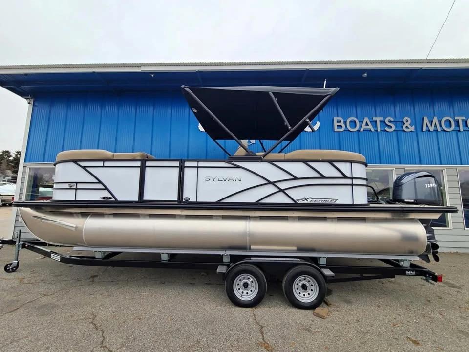 2026 Sylvan x3 tritoon
