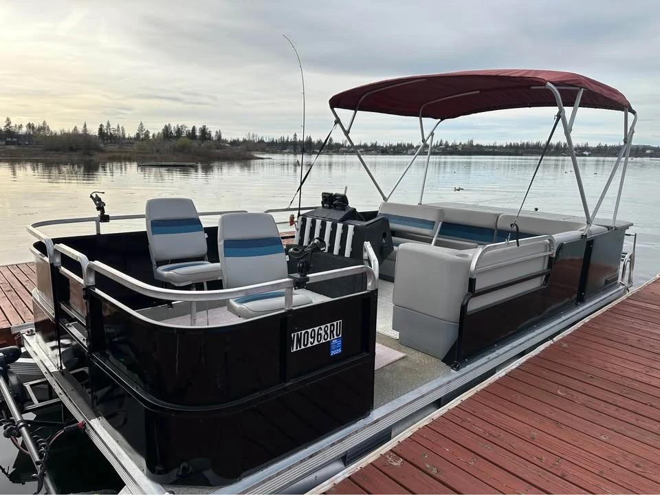 1988 sun tracker Bass Buggy 18 DL