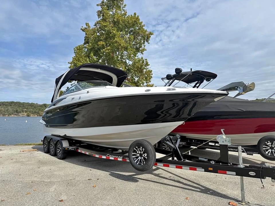 2011 Crownline 305SS