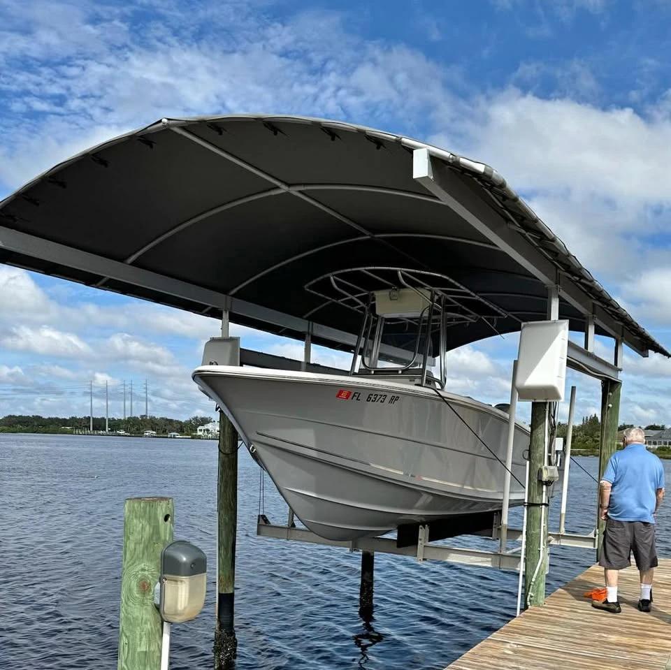 2018 Bulls Bay 230 Center Console