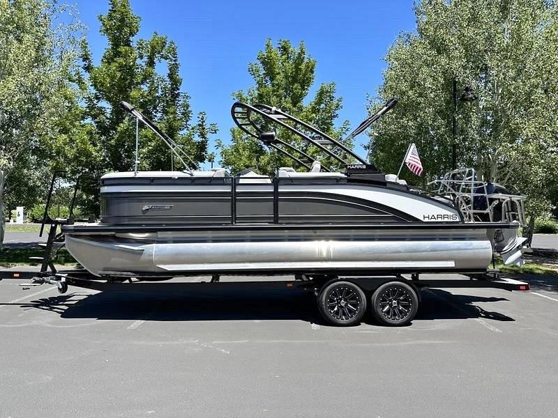 2025 Harris Solstice 230 SL