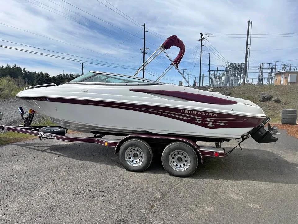 2006 Crownline Boat 200 LS