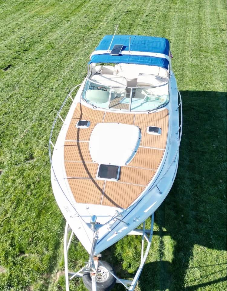 2003 Rinker fiesta vee 342 with trailer Fiesta Vee 342