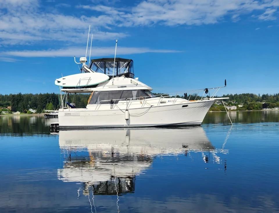 1990 BAYLINER EXTENDED HULL UPGRADE 3288 diesel 32' 3288 Motoryacht